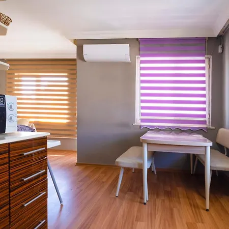 Cozy Apartment Within A Short Walking Distance To The Beach In Marmaris * Marmaris